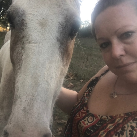 Meet your Posher, E - Picture 3 of 10